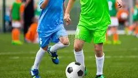 胡尔克点球双响，上港主场与浦和红钻战平